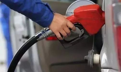 寶坻9月30日消費(fèi)市場(chǎng)觀察 假日經(jīng)濟(jì)升溫，商品零售貿(mào)易迎來(lái)小高峰